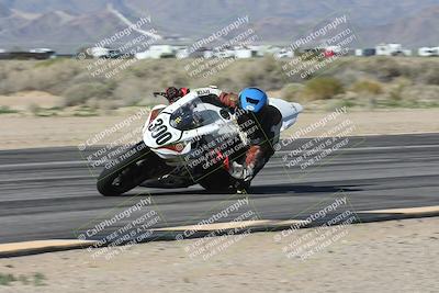 media/Jan-16-2026-CVMA Friday Practice (Fri) [[6f2bf47531]]/3-Racer 2/Session 3 (Turn 16 Inside)/